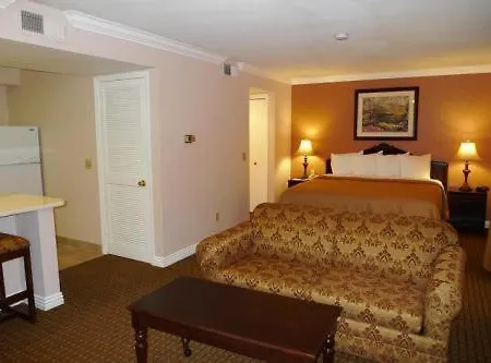 Quality Suites Anaheim Stadium